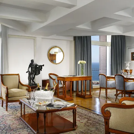 Grand Parker's 5* Neapel