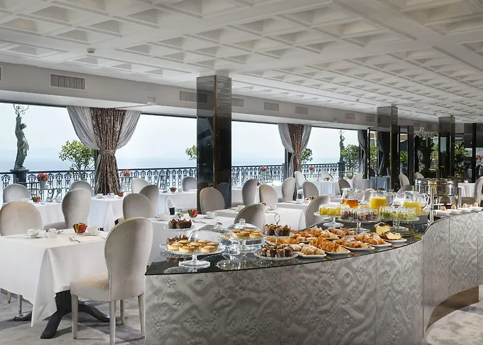 Ξενοδοχείο Grand Parker's 5*