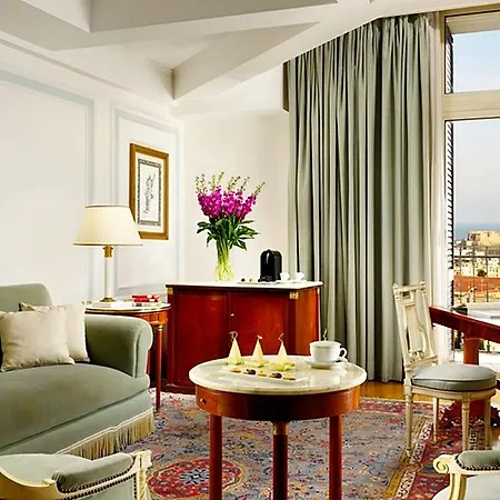 Grand Parker's 5* Naples