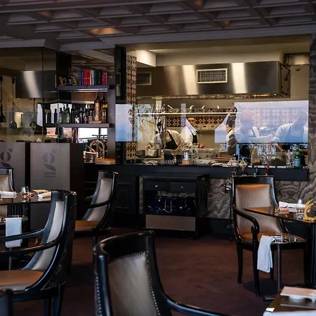 Hotel Grand Parker's 5*