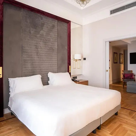 Hotel Grand Parker's Naples